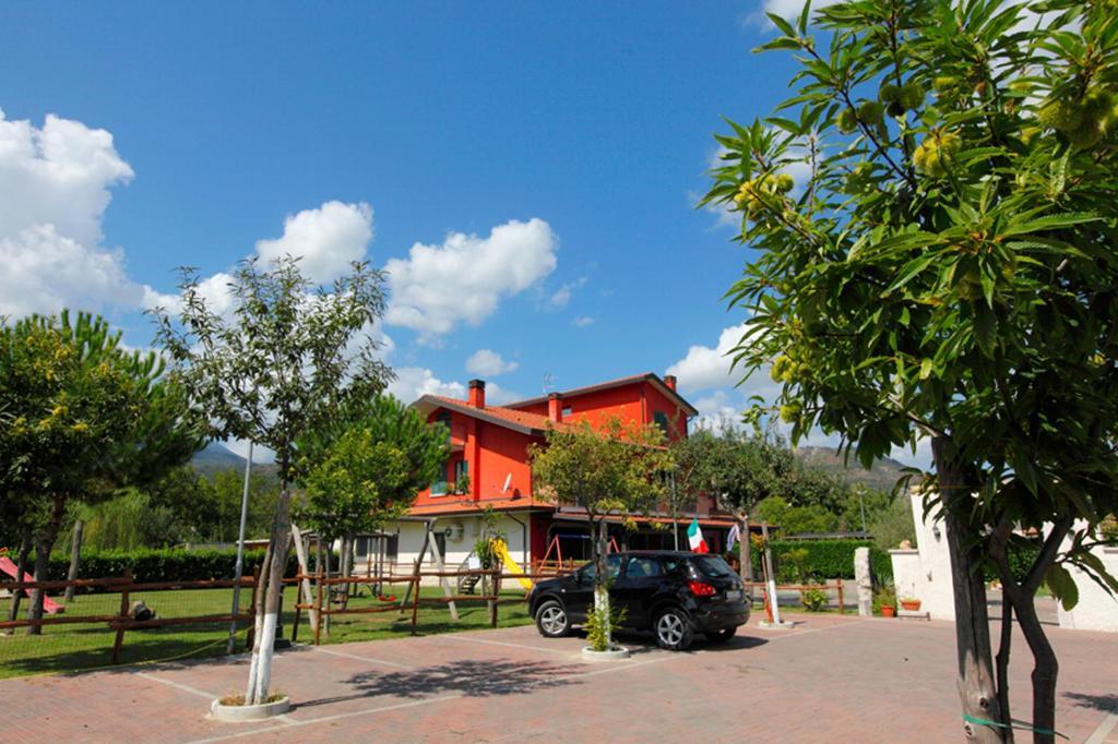 Azienda Agrituristica Pericle Монтелла Екстер'єр фото